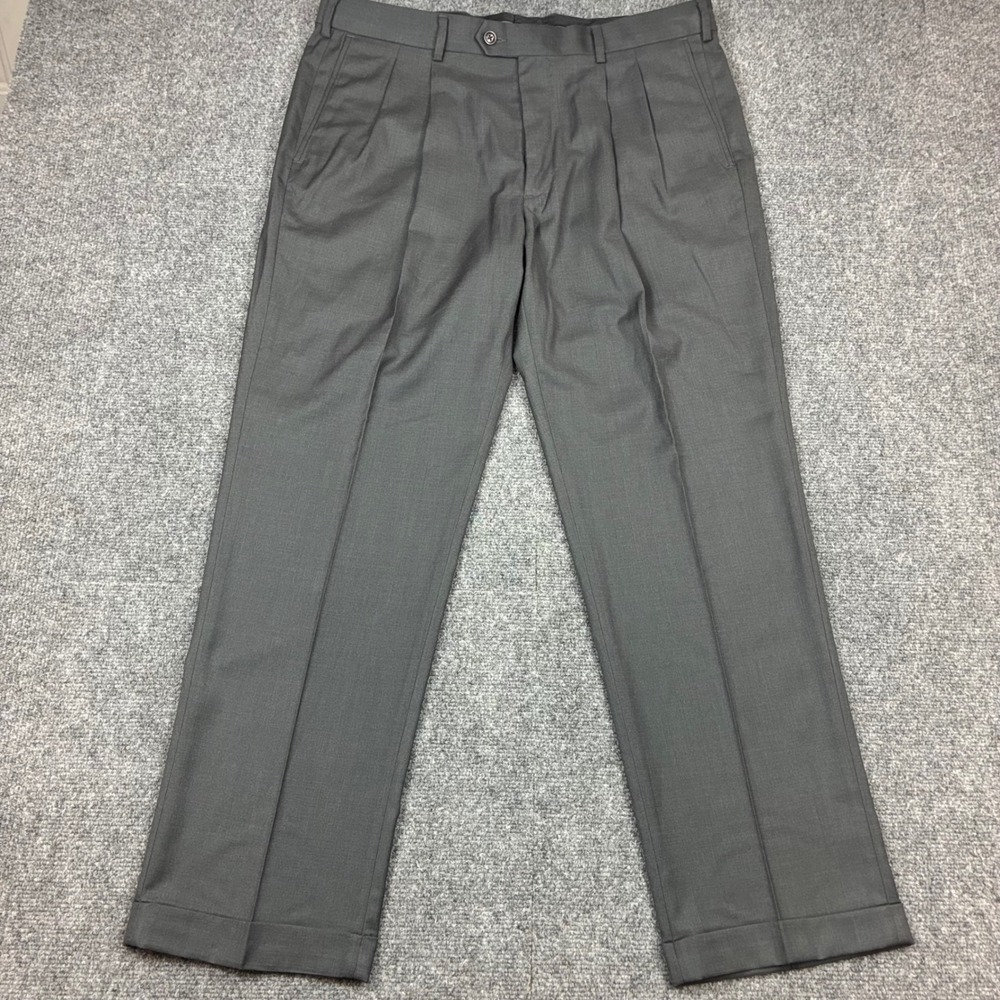 Roundtree & Yorke TravelSmart Mens Size W36 36x30 Gray Pleated Cuffed Dress Pant
